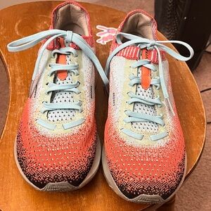 Brooks levitate 2 woman’s size 10